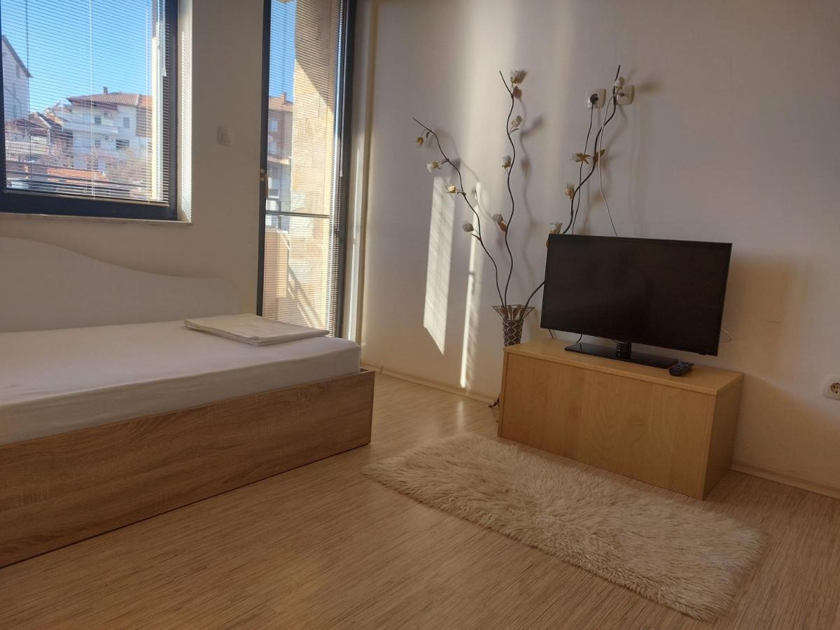 סנדנסקי Apartament Emi מראה חיצוני תמונה